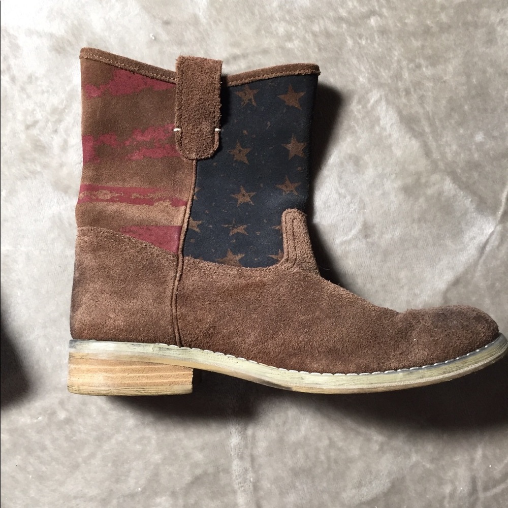 Ralph Lauren Denim and Supply Brown Suede Booties Size 6.5